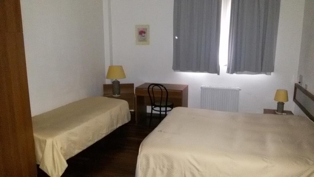 Hotel Cristallo 阿塞尔吉 客房 照片